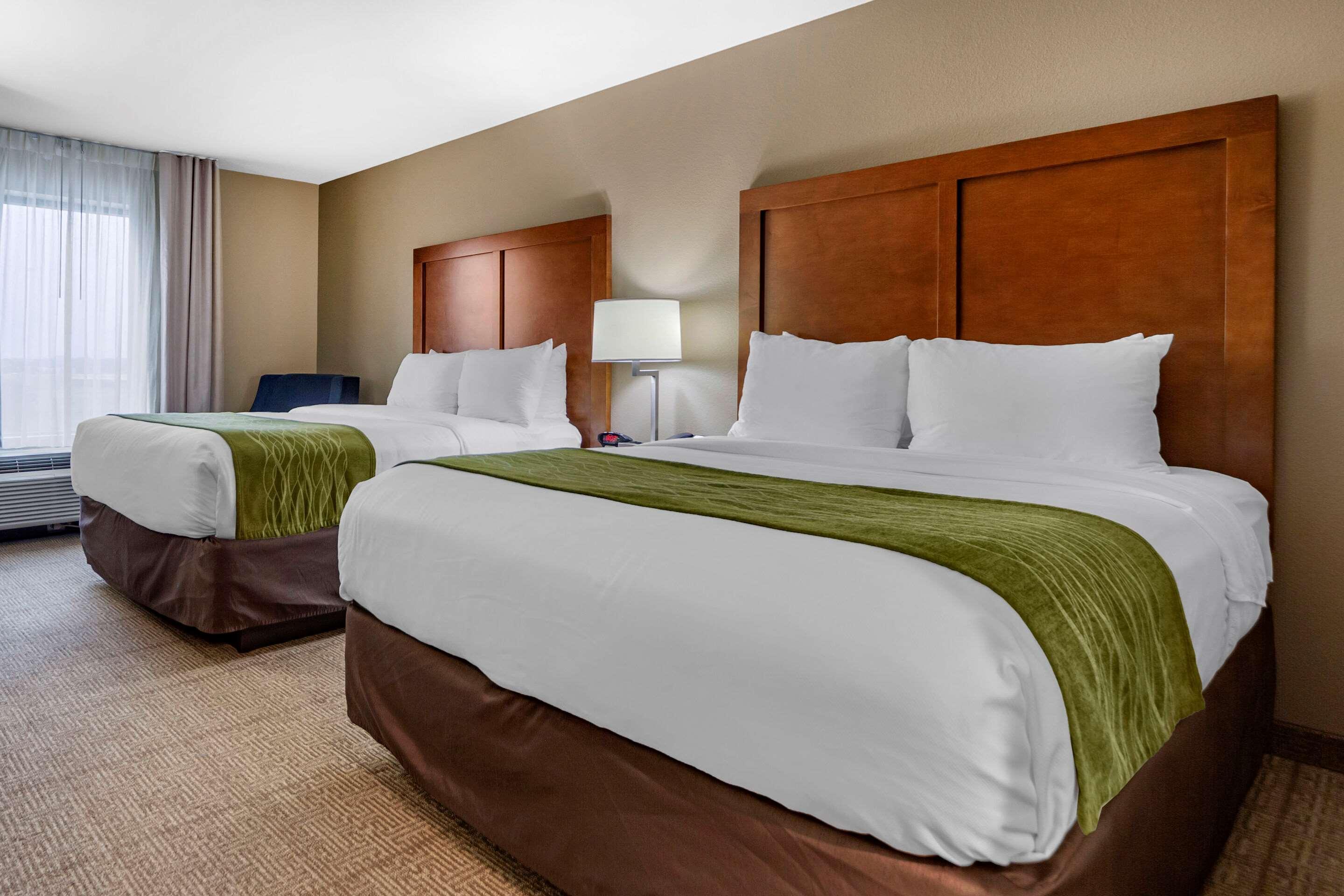 Comfort Inn & Suites Avera Southwest Sioux Falls Extérieur photo