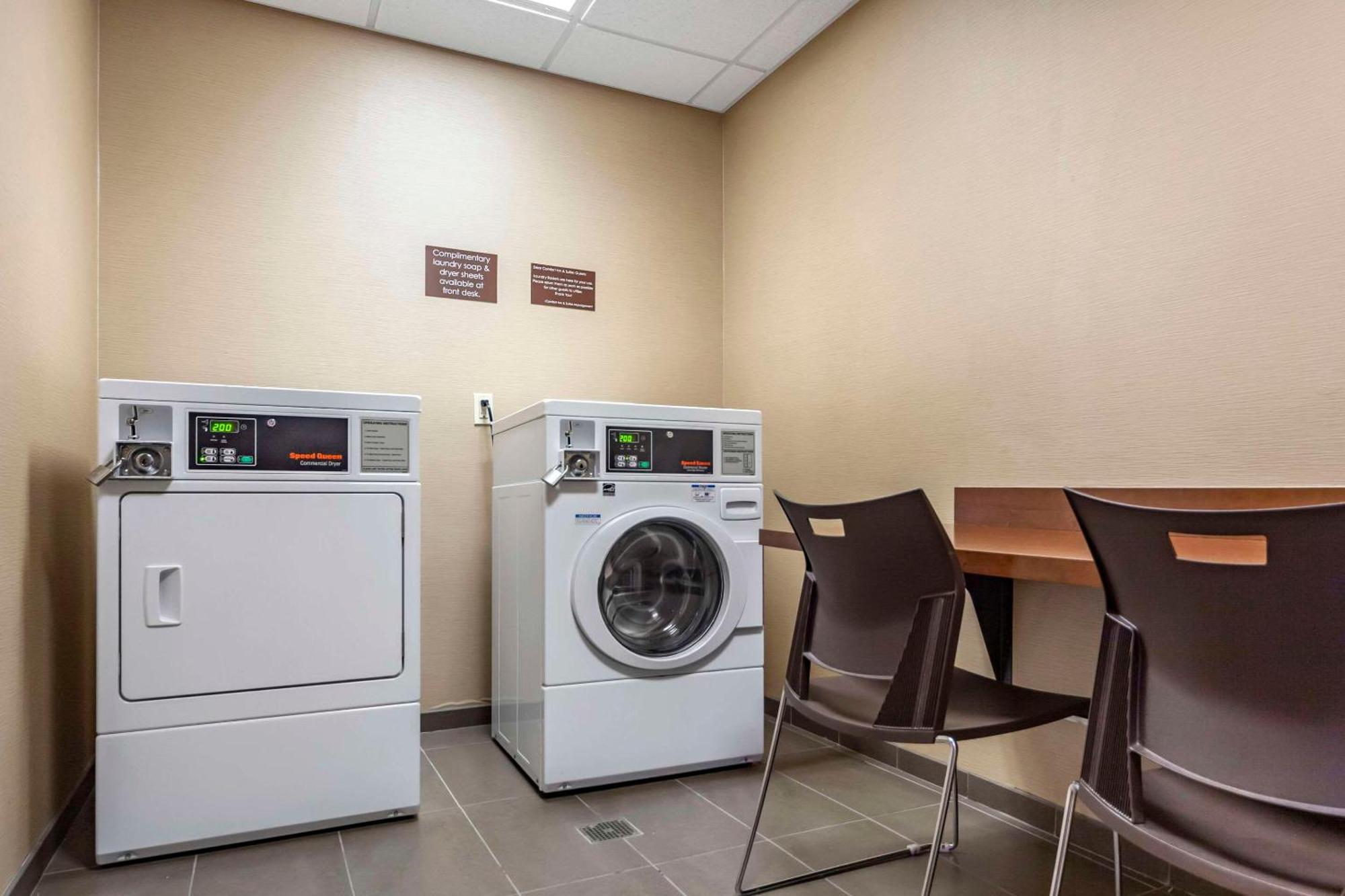 Comfort Inn & Suites Avera Southwest Sioux Falls Extérieur photo