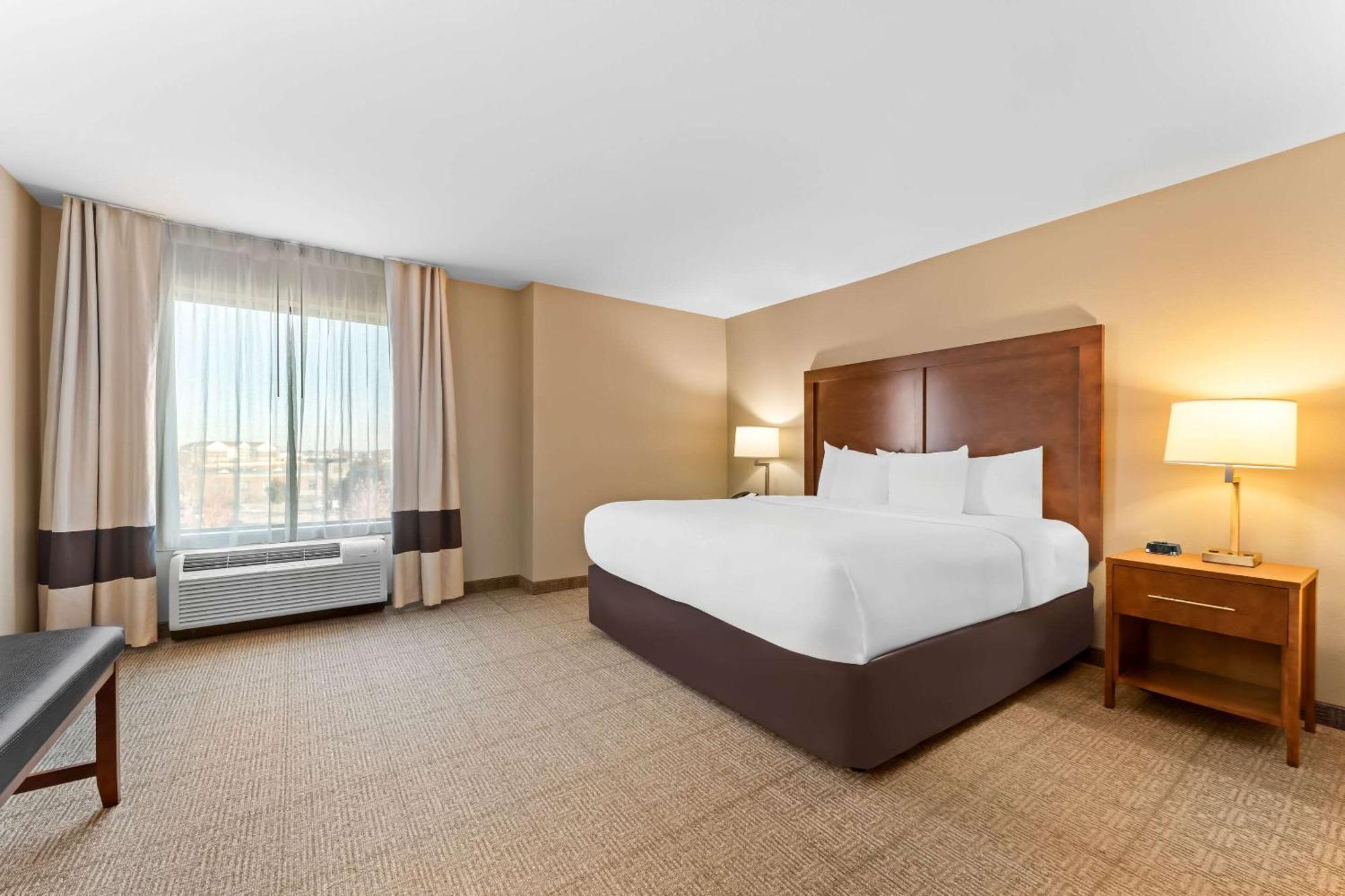 Comfort Inn & Suites Avera Southwest Sioux Falls Extérieur photo