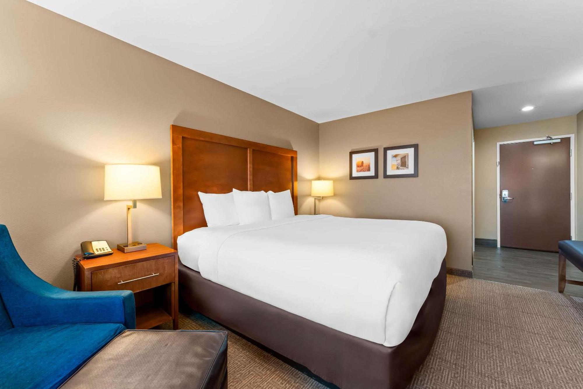 Comfort Inn & Suites Avera Southwest Sioux Falls Extérieur photo