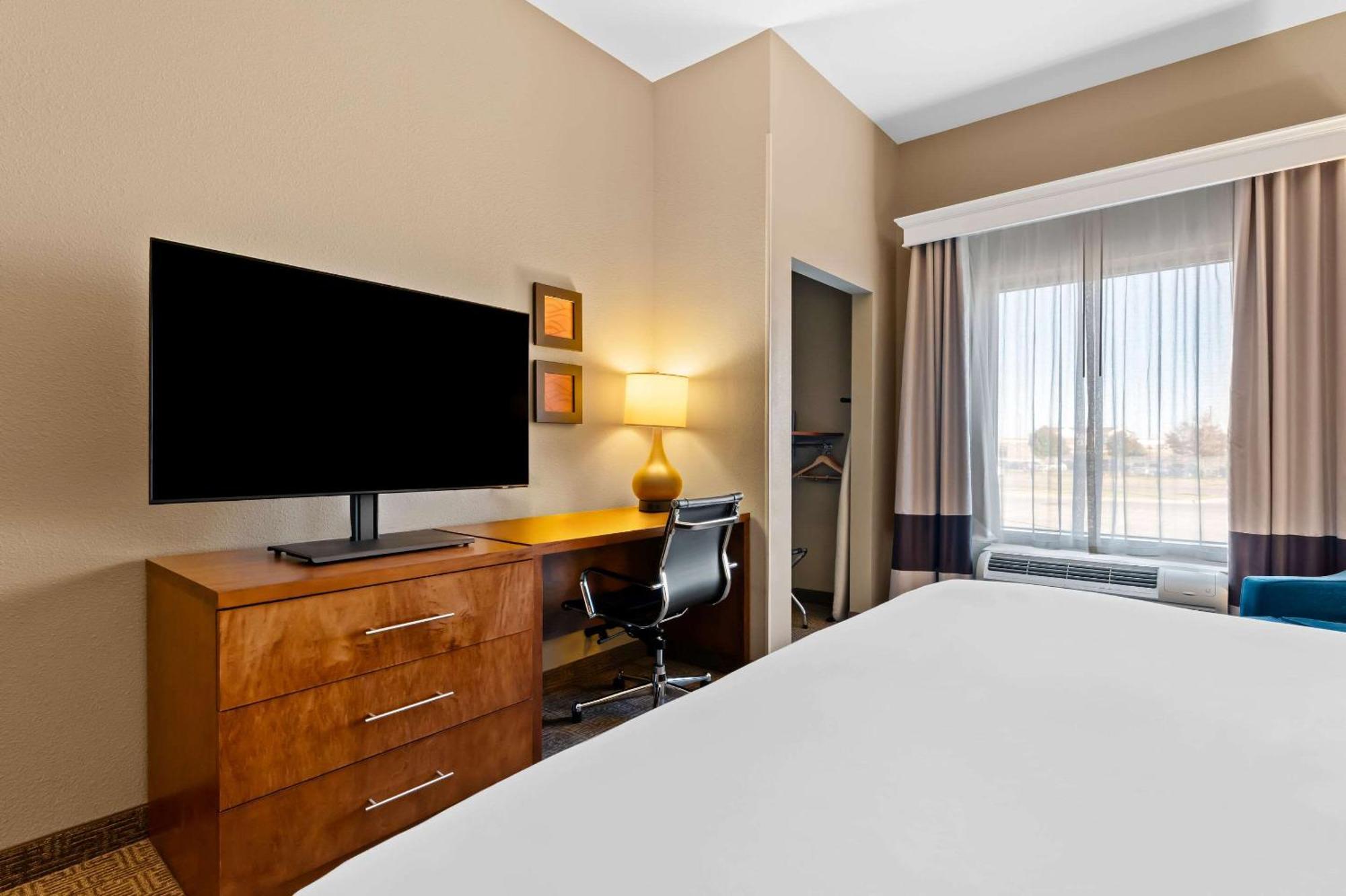 Comfort Inn & Suites Avera Southwest Sioux Falls Extérieur photo