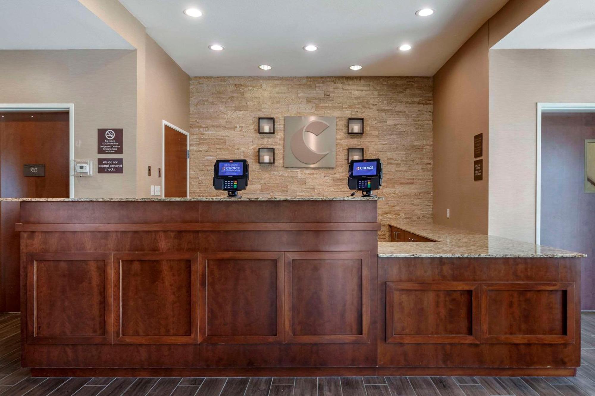 Comfort Inn & Suites Avera Southwest Sioux Falls Extérieur photo