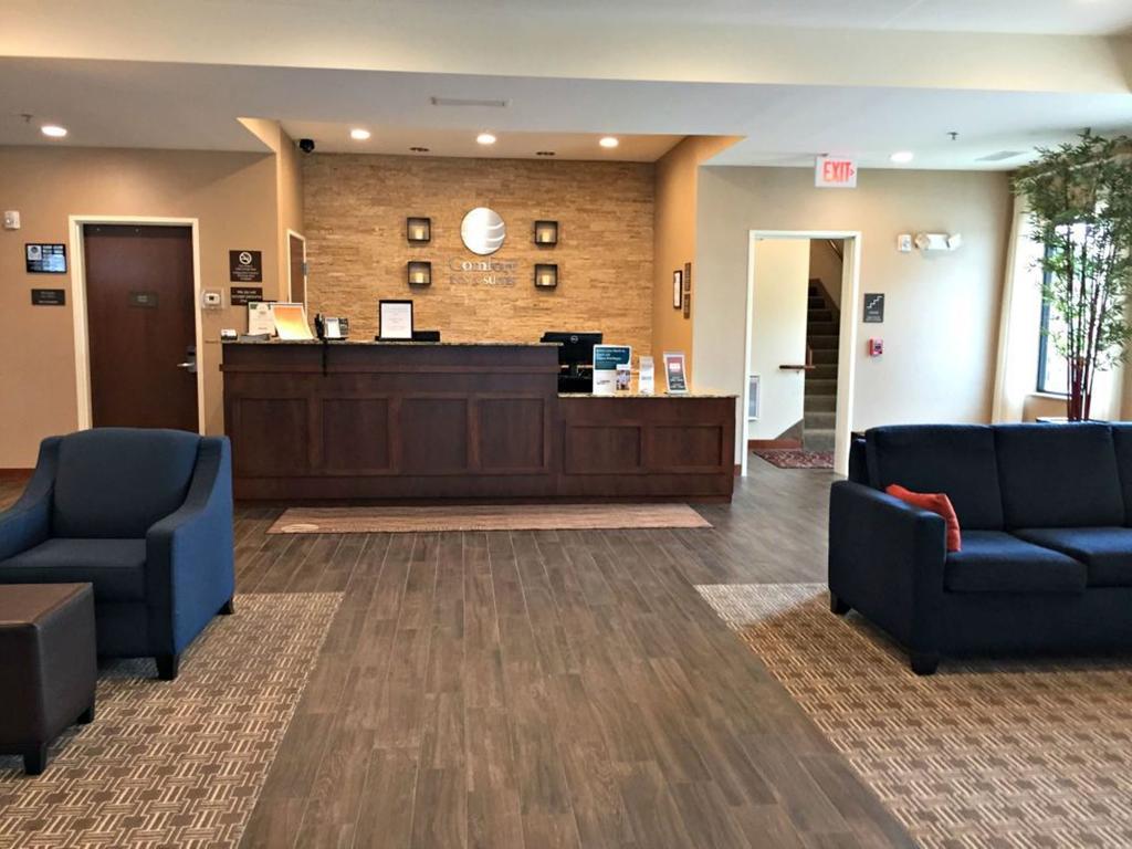 Comfort Inn & Suites Avera Southwest Sioux Falls Extérieur photo